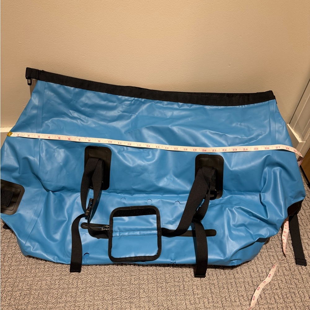 New Extra Large Waterproof Rafting/Scuba/Hiking Travel Bag - Picture 3 of 5